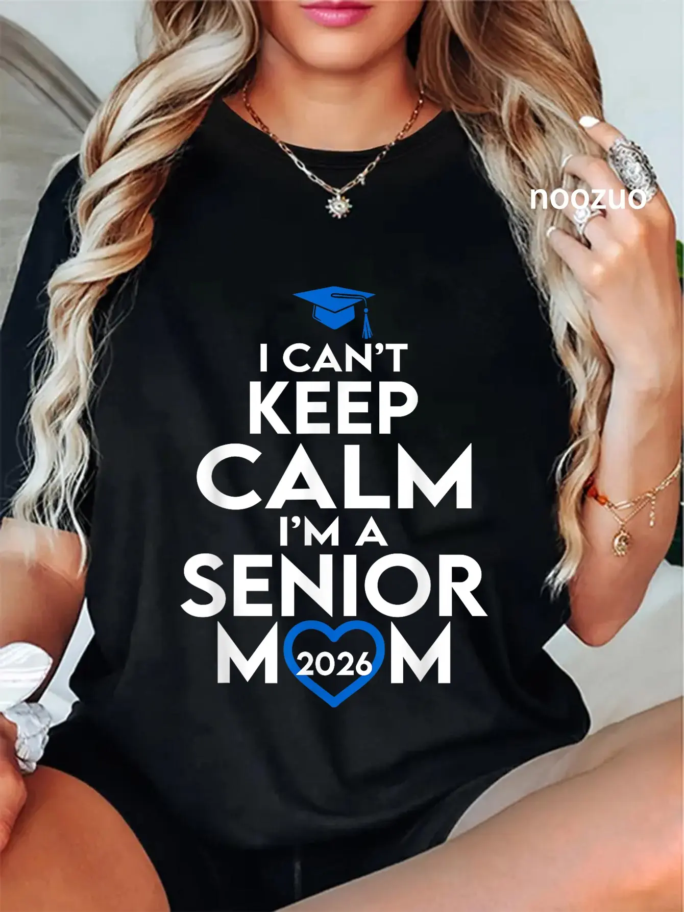 Casual Senior Mom Graphic T-Shirt, 100% Cotton Round Neck Streetwear Top for Everyday Wear, Class of 2026 Gift, Tshirt