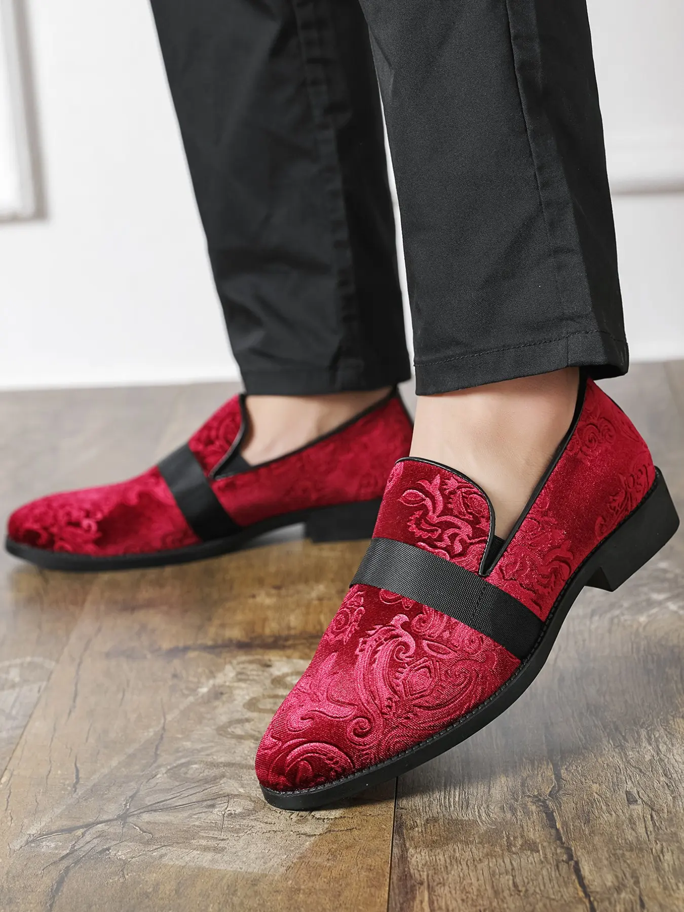 Men's Luxury Wine Velvet Loafers, Closed Paisley Embossed Strapless Smoking Shoes, Formal Shoes for Weddings, Parties, Balls, Footwear, PU Leather Footwear