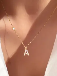 Women's Zirconia Letter Round Crystal Pendant Necklace, Stainless Steel Chain, Casual Fashion Jewelry for All Seasons