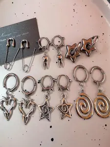 Punk Thorn Heart Star Spiral Tooth Rivet Earrings, Unisex Gothic Decadent Hip-Hop Y2K Vintage Jewelry, 6 Pairs Set, Punk Style Earrings