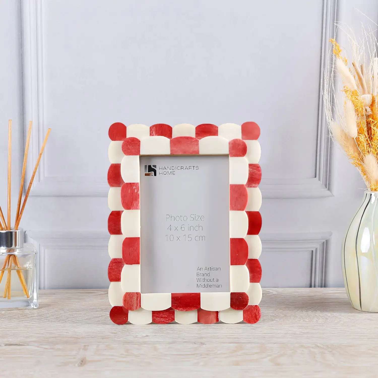 Handicraft Home Handmade Scalloped Picture Frame Bone Inlay Red White in 3 sizes