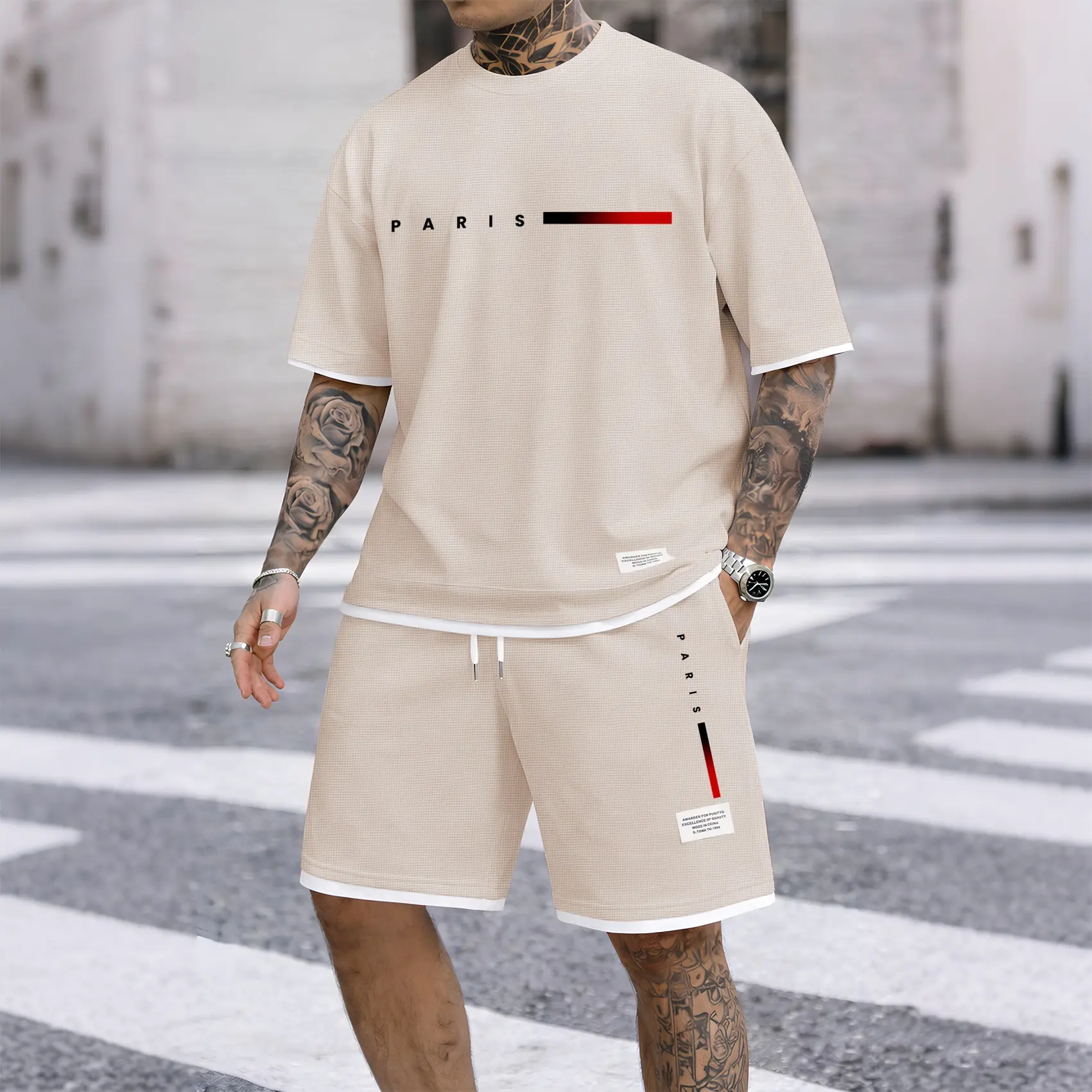 Men's Parisian print drawstring shorts set for spring/summer, a casual summer outfit including a short-sleeved shirt and shorts, suitable for everyday wear and sports. A two-piece set for a relaxed and energetic lifestyle.