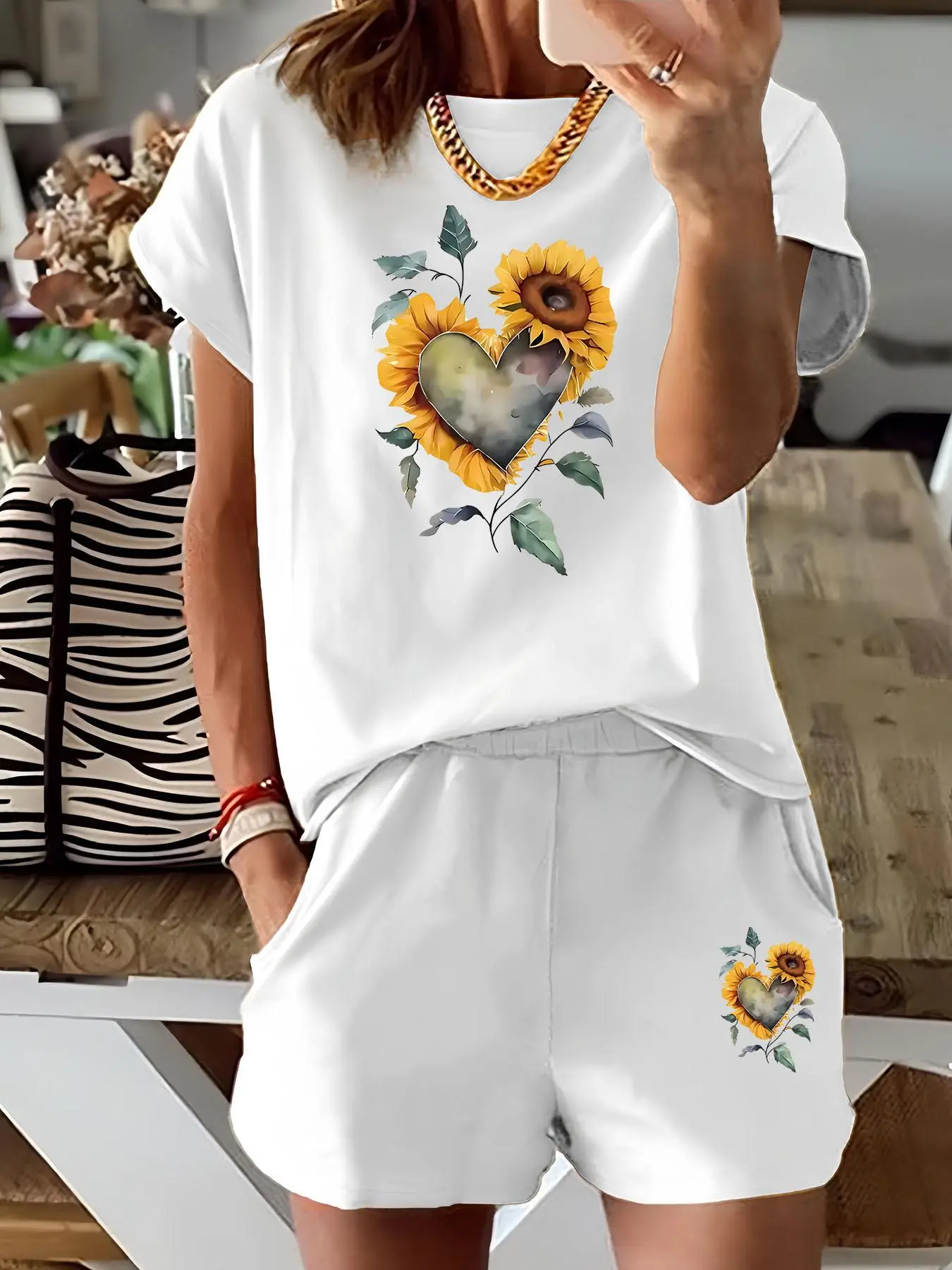 Two-Piece Set Women's Sunflower & Heart Floral Print Short Sleeve Lightweight Tee & Shorts, Casual Round Neck Fitted T-shirt & Skinny Shorts, Womenswear Ladies Summer Clothes Outfit Top Matching