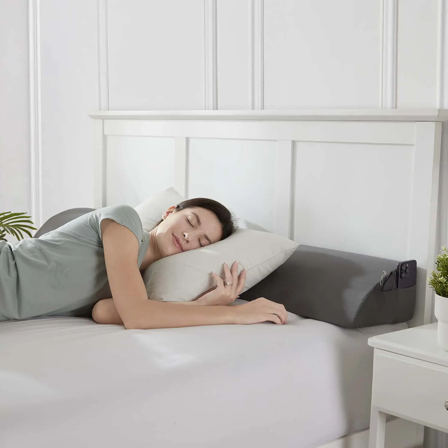 Nestlé Memory Foam Bed Wedge Pillow - Sleep Cushion with Supportive Head Cushion, Mattress Gap Filler, Side Pockets, and Washable Cover