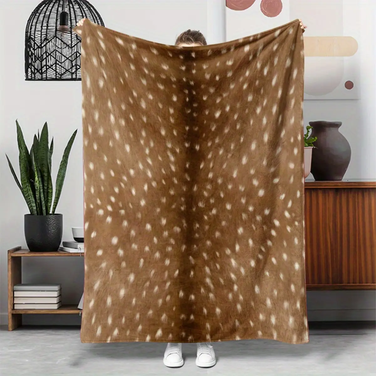 Deer-Patterned 100% Polyester Digital Print Throw Blanket - Soft, Comfy, Contemporary Home & Room Decor, Multi-Purpose for Camping, All-Seasons Gift for Family