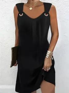 Plus Size Loose Solid Black Women's Basic Mini Dress, Sleeveless, Eyelet Strap Detail, Curvy Casual Wear, Tummy Hiding, Side Pockets