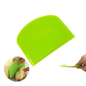 Baking Tool PP Plastic Scraper Soft Cake Cream Spatula Batter Smoother Random Color, Non-Wooden Material, Ideal for Bakers & Home Cooking