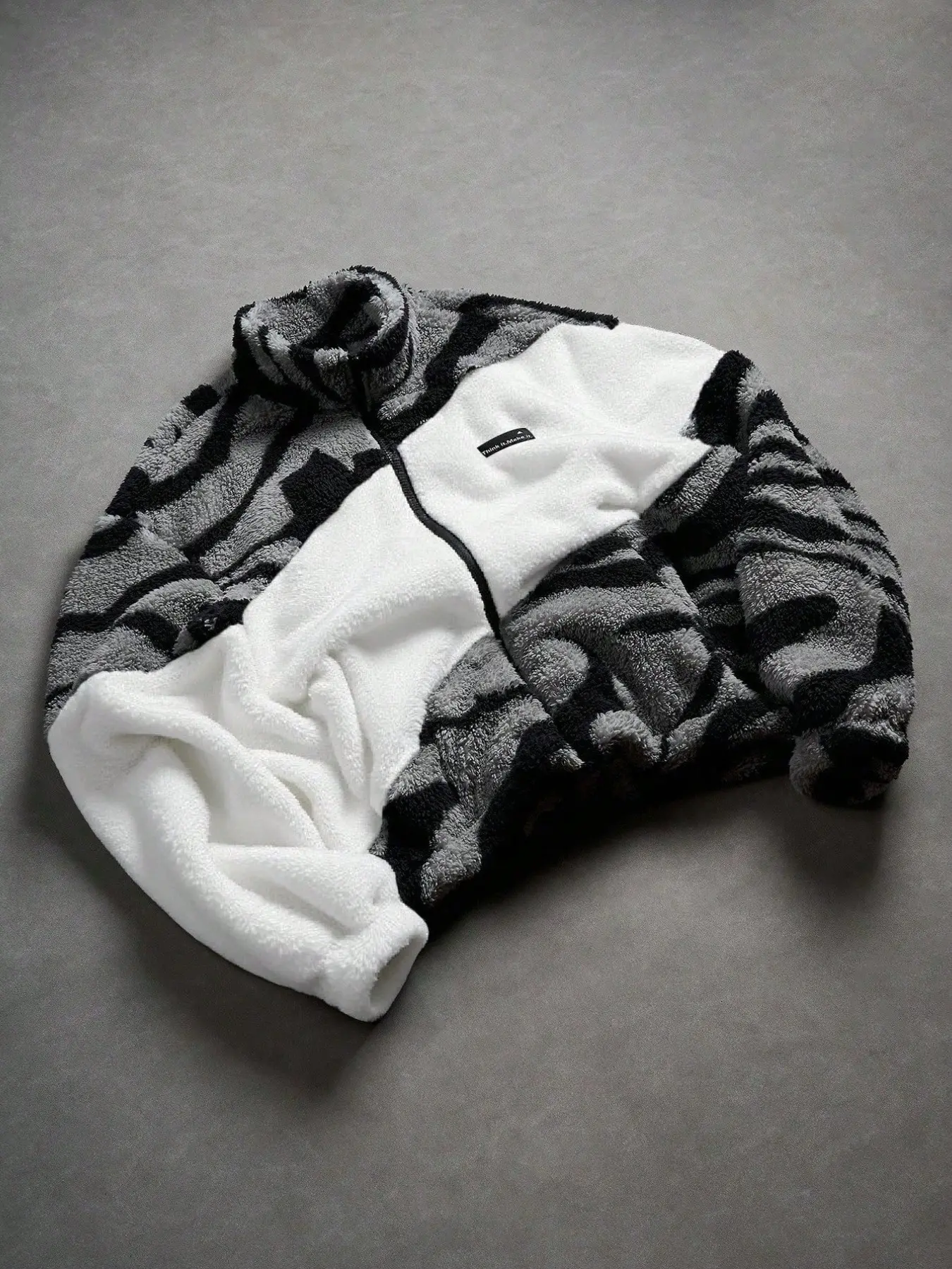 Vintage Contrast Sherpa Fitted Casual Fashionable Outerwear Long Sleeve Jacket Coats | Heavyweight Fleece Streetwear Statement Top | Essential Winter Trend Piece for Music Festivals, Ski Trips & Urban Night Outfits