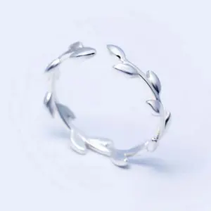 [Limited-Time Event] Artistic Organic Beauty Tree Branch Ring, Literary Fresh Design, Versatile Personality Pinky Ring for Fashion Jewelry Accessories, Artistic Ring
