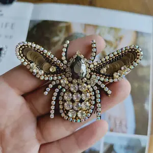 AB Colorful Diamond Bee Beaded Patches Rhinestone Embellished Sew on Patch for Clothing Beading Applique Cute Patch Rhinestone Apparel Decorative