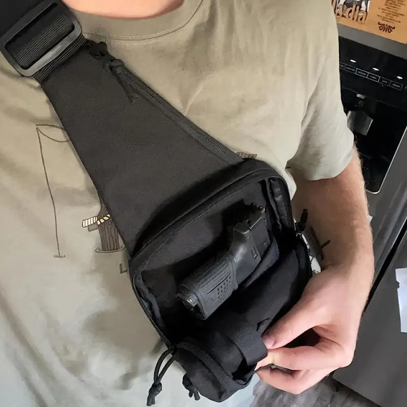 Outdoor Tactical Messenger Bag, Single Shoulder Backpack for Concealed Carrying of Pistol, Chest Bag with Shoulder Strap, Ccw Shoulder Strap Bracket Bag, Wear-Resistant and Durable, Suitable for Hiking, Hiking Camping, Daily Commuter Carry for Men Women