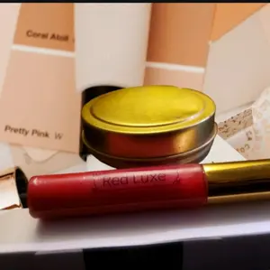 Luxe Red Lipgloss