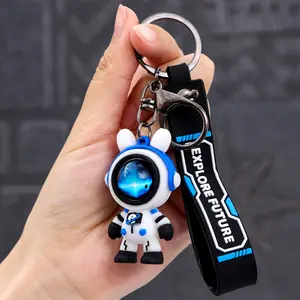 1pc Durable Cute Silicone Lightning Bear Keychain, Fashionable Backpack & Key Charm, Perfect Gift for Men & Women
