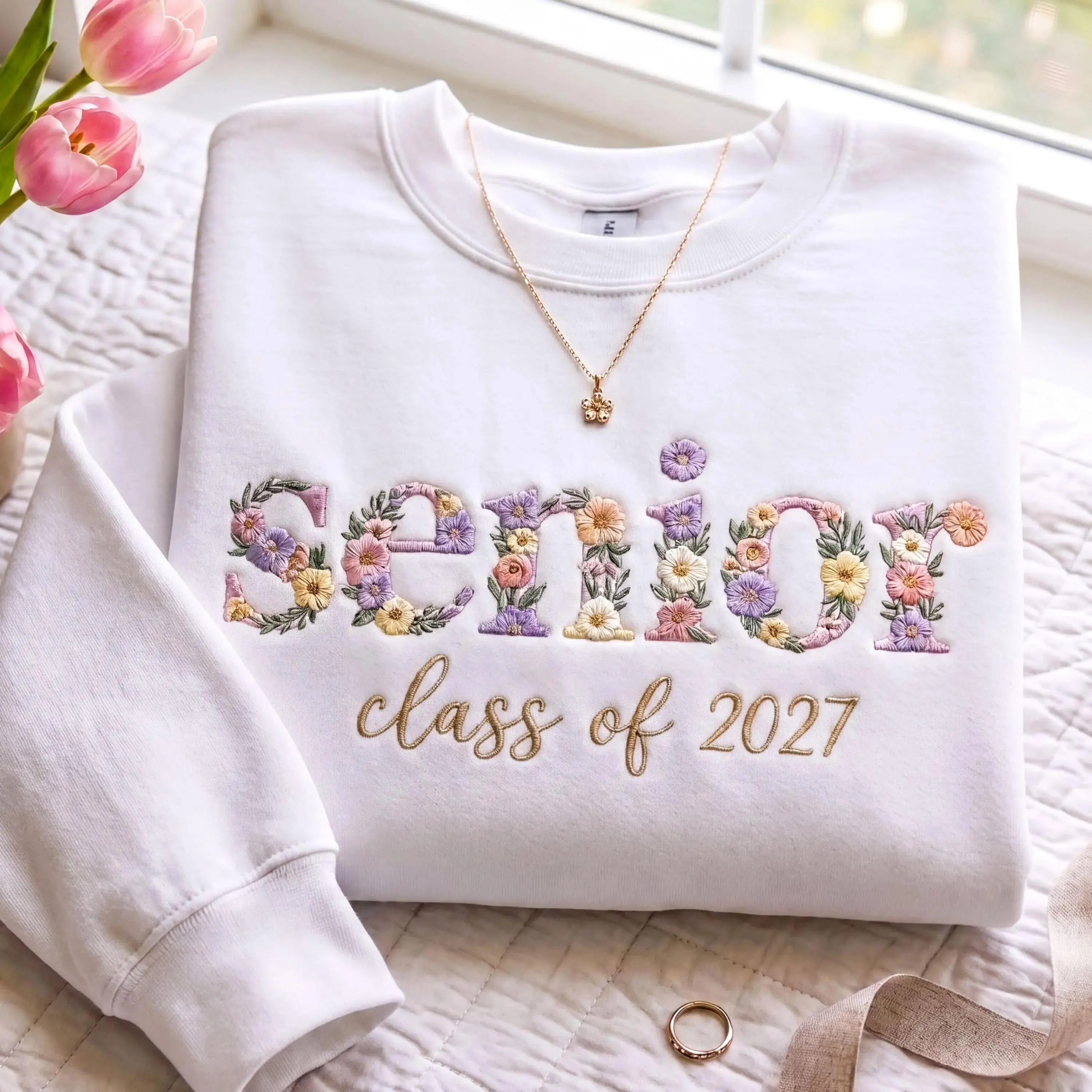 [MADE IN US] Personalized Floral Senior Crewneck Sweatshirt, Embroidered Class Of 2027 Pullover, Custom Name
