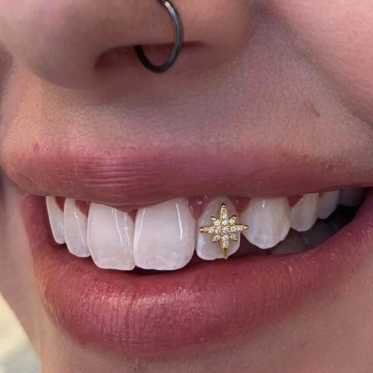 Hexagram Zircon Tooth Accessory, Tooth Gems, Shiny Party Event Decor, Holiday Gift, Personalized Photo Prop, Bright and Eye-Catching Design, Teeth Accessory