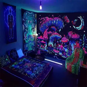 Fluorescent Mushroom Pattern Design Tapestry, 1 Count Sweet Furniture, Creative Wall Hanging Background Decoration for Home Living Room Bedroom, Summer Party for Gifts