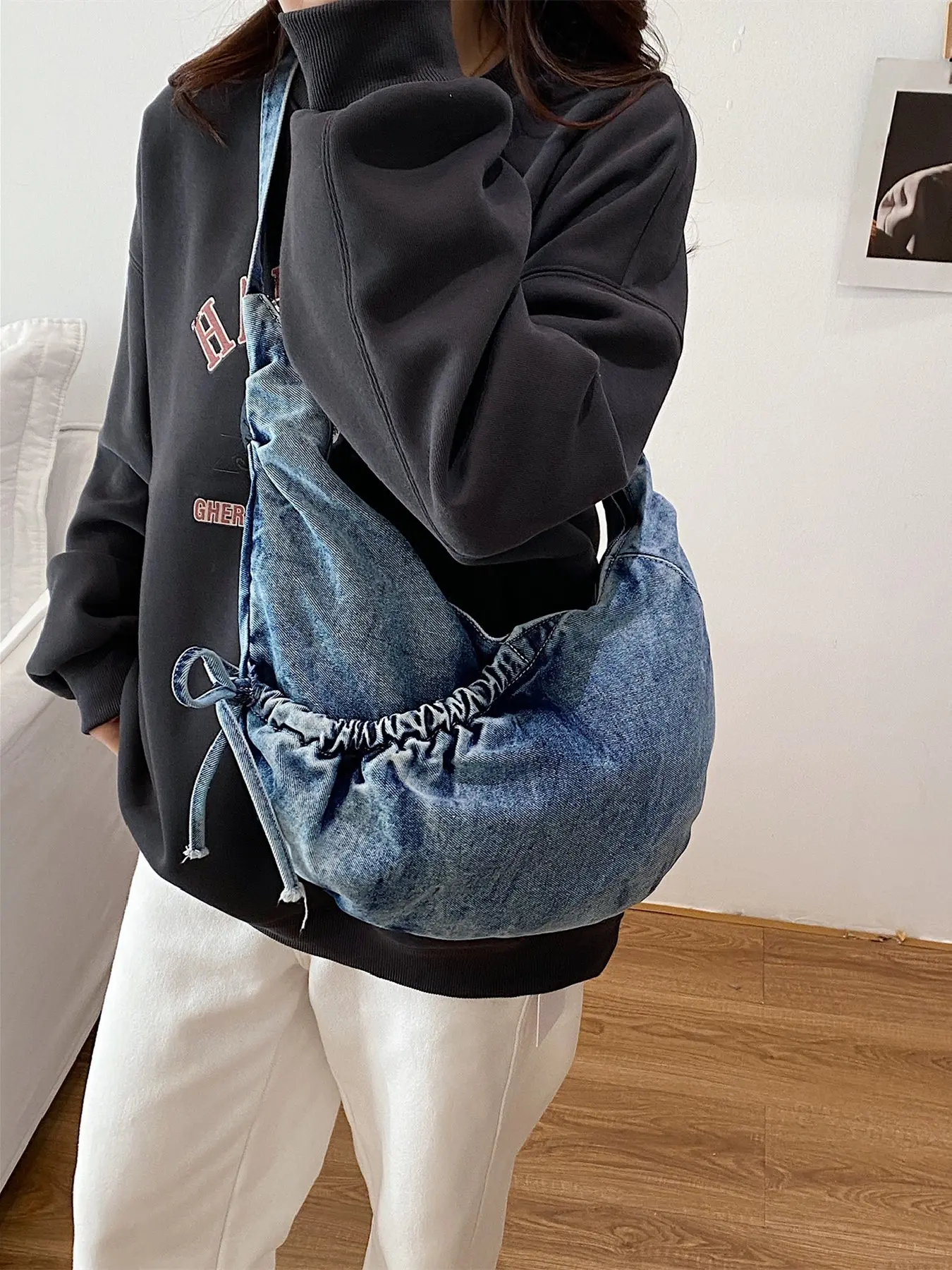 2026 New Vintage Denim Drawstring Crossbody Bag for Women, Adjustable Strap, Large Capacity, Casual Travel Backpack, Blue/ Colors
