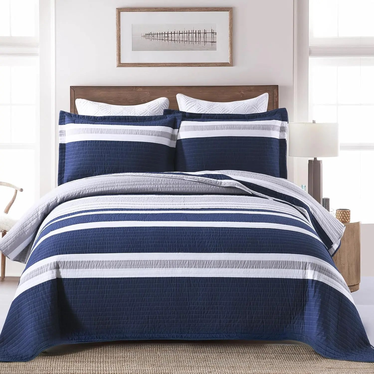 Classic Cotton Fill Navy Blue Striped Quilt Set with Comforter - Lightweight Warmth All-Season Bedding, 3-Count, Indoor/Outdoor Use, Striped Pattern