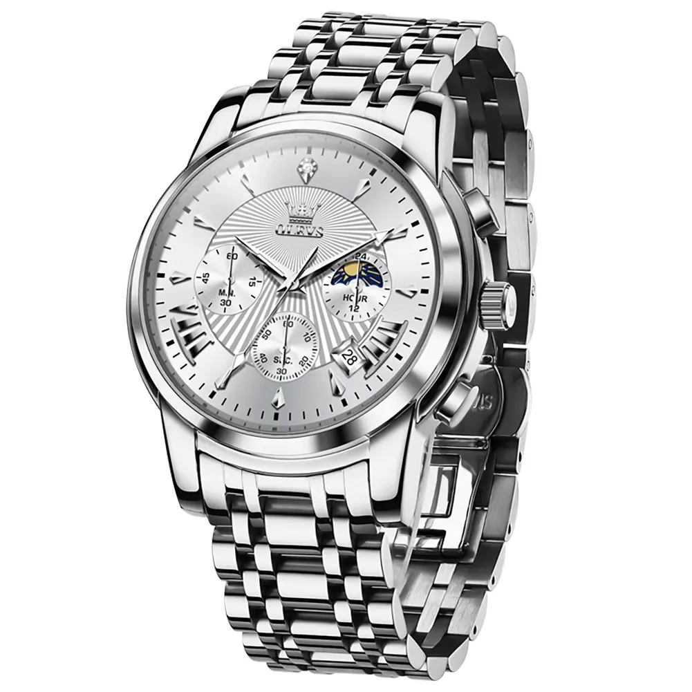 Dress to impress with this classic men's watch design perfect blend of sport and class: Men's watch.
