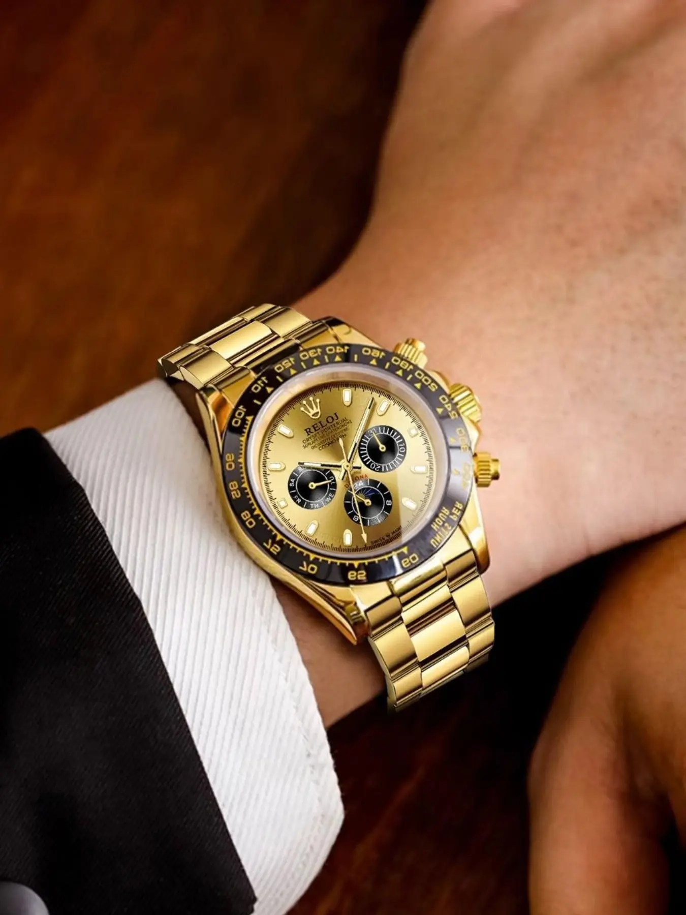 Luxury men's quartz watch, Analogue quartz watch, with waterproof stainless steel strap timing watch, equipped with moon phase display function, is the perfect gift for fathers and boyfriends