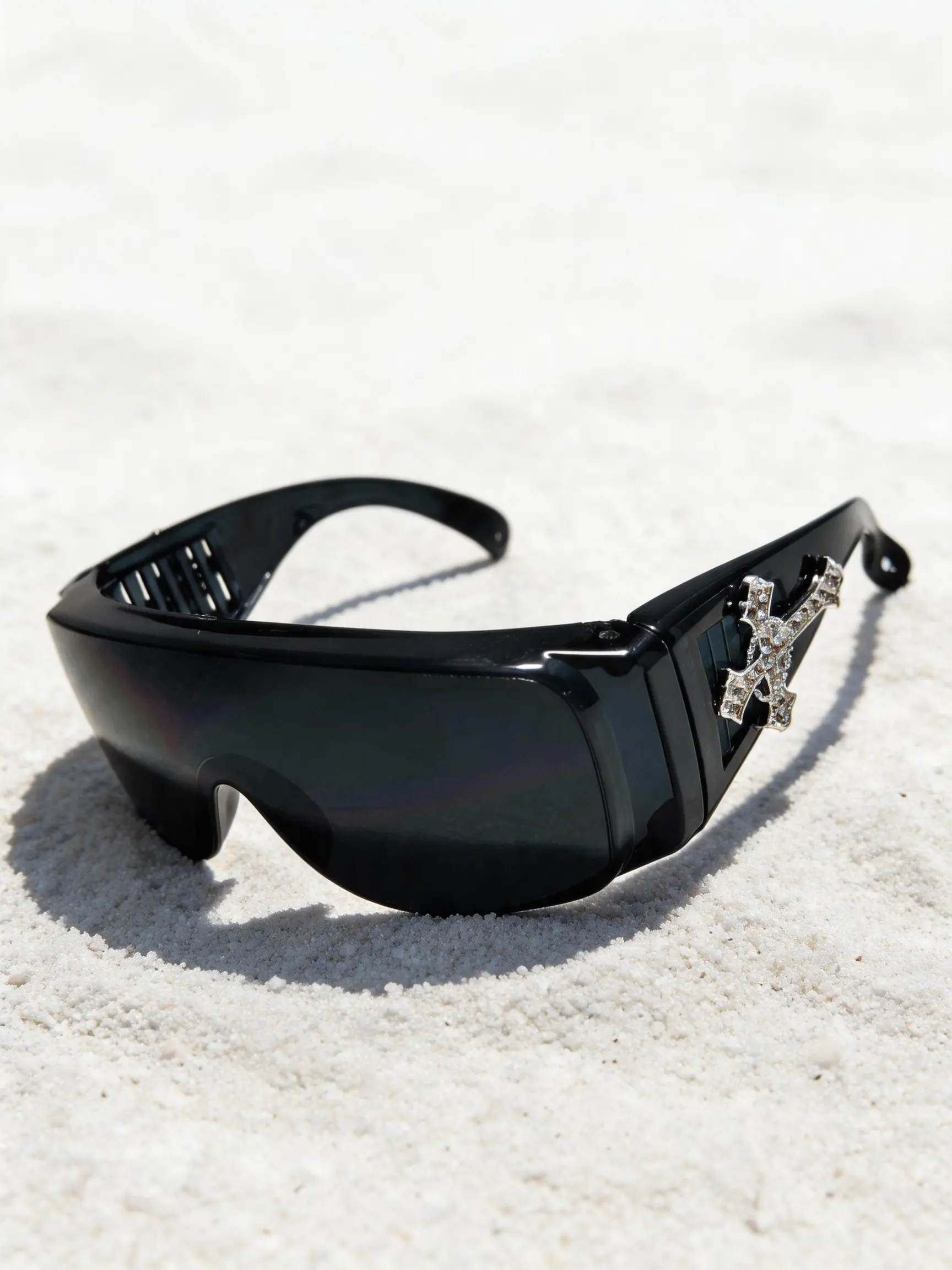Men's Fashion Glasses with Rhinestone Cross Decoration, PC Lenses, UV Protection, Cat Eye Frame, Party Style, Includes Strap and Cloth, Trendy Sunglasses, Stylish Sunglasses, Fashionable Sunglasses