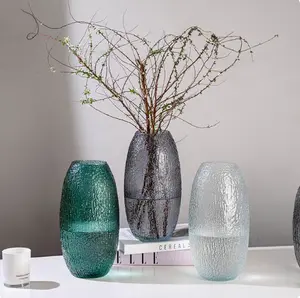 Large glass vase with a lightly luxurious and high-end feel