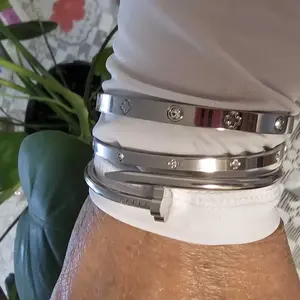 Women's Stainless Steel Bracelet Set, Flower Nail Design , Casual Style Jewelry for Women, Perfect Gift for Her, High Quality Bracelet