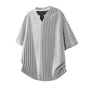 Men’s minimalist V-neck short-sleeve striped T-shirt from a trendy brand—loose fit with color-blocked stripe panels for a casual, versatile layered top that’s a wardrobe favorite for stylish individuals.