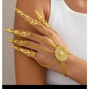 Goth Dubai Indian Hollow Finger Wrist Chain Bracelets yappy bracelet heart necklace