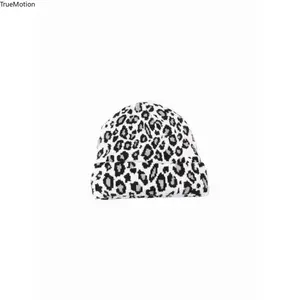 Unisex Leopard Print Stretchy Knit Beanie - Heart Design Warm Winter Newsboy Hat, Soft Casual Streetwear Beanies for Fall Outdoor Travel