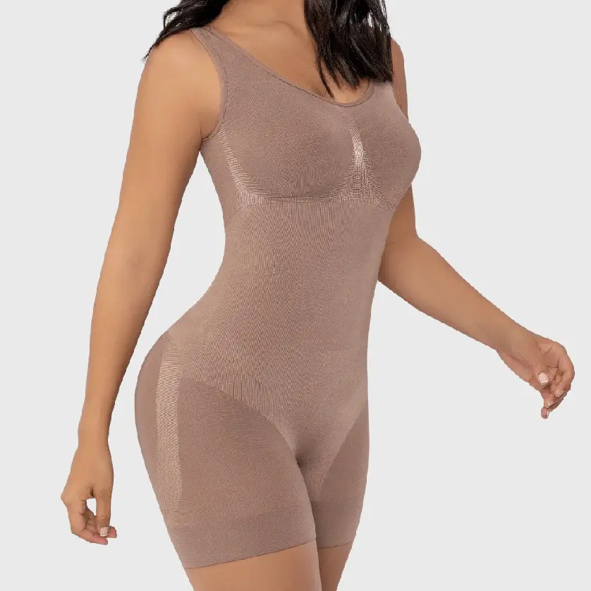 Seamless Essential Complete Thick Strap Shaper 252