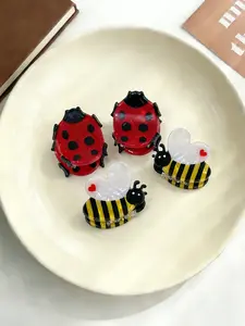 4pcs Cute Simulation Acetate Insect Hair Clips, Bee Seven-Spot Ladybug Small Flat Hair Claw Clips, Top Side Bangs Hair Accessories, Barrettes Hair Clips