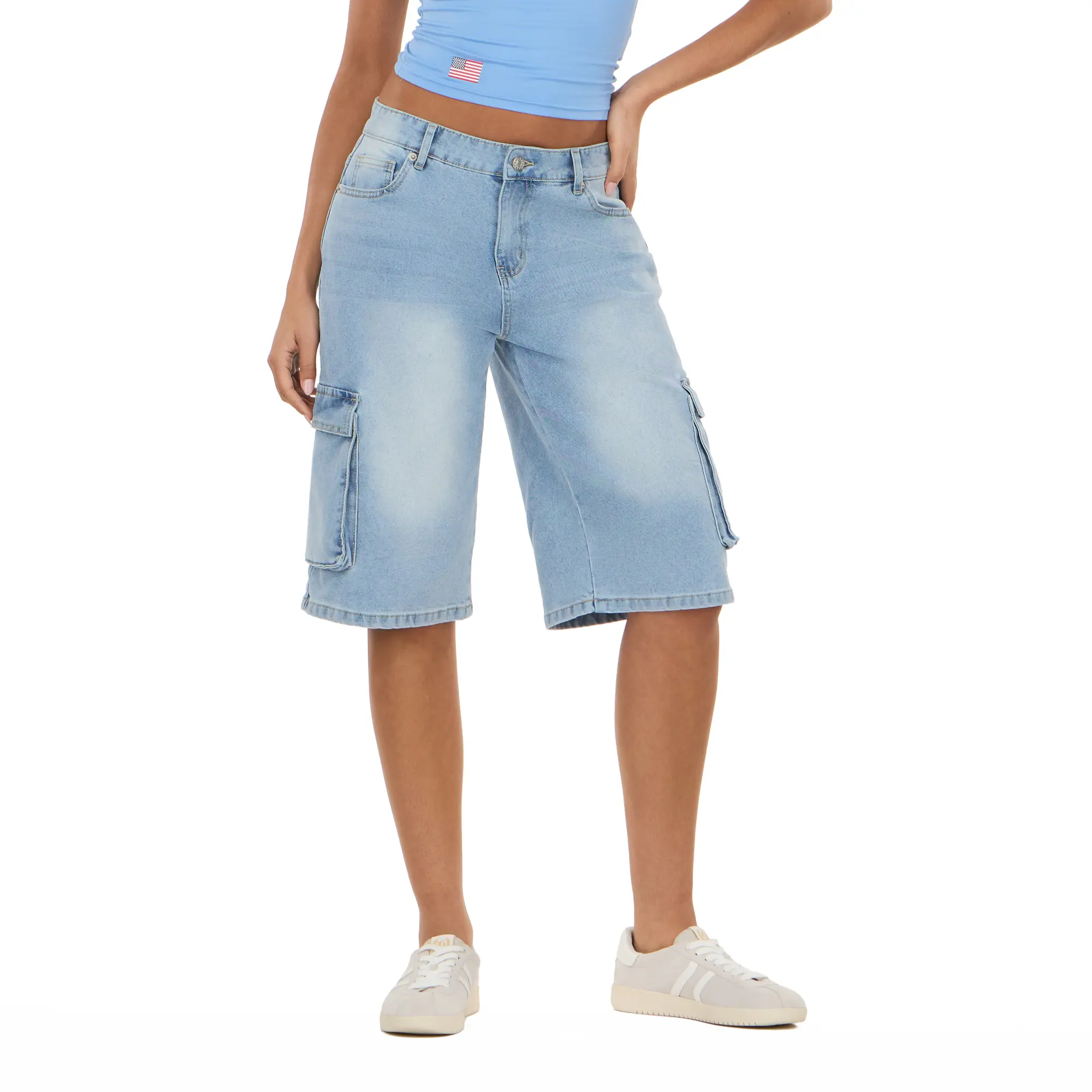 Forever 21 Denim cargo bermuda short, Streetwear, Vintage, Style, Fit, Bottoms, Casual, Comfortable, Everyday, Fashion, Cargo Pockets, Denim Fabric, Large Pockets Shorts, Fashion Apparel, Baggy Jorts Style, Above The Knee, Black Wash Denim