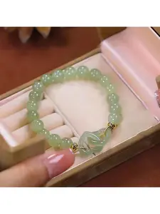 Healing Green Jade Beaded Bracelet, Featuring a Unique Interlocking Heart Charm, Handmade Adjustable Stretch Bangle for Daily Wear & Gifting