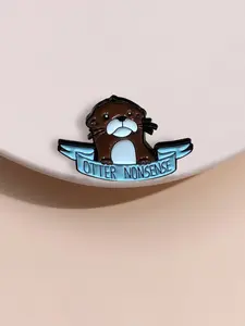 Cute Otter Design Brooch, Fashion Alloy Badge for Backpacks, Clothing, Enamel Pin Suitable for Backpacks, Jeans, Scarves, Hats Decoration, Durable Metal Pins