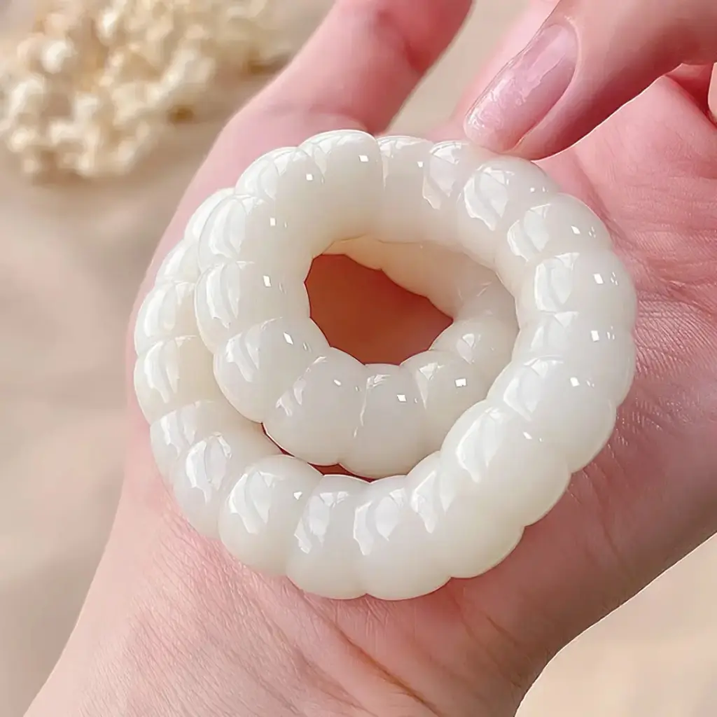 Pure white large intestine | Bodhi Beads Bracelet for Anxiety Relief  Natural Wood Meditation Beads for Stress Yoga Prayer Beads Spiritual Jewelry Gift for Women Insomnia Relief Handmade Buddhist Mala Beads Spiritual Gift
