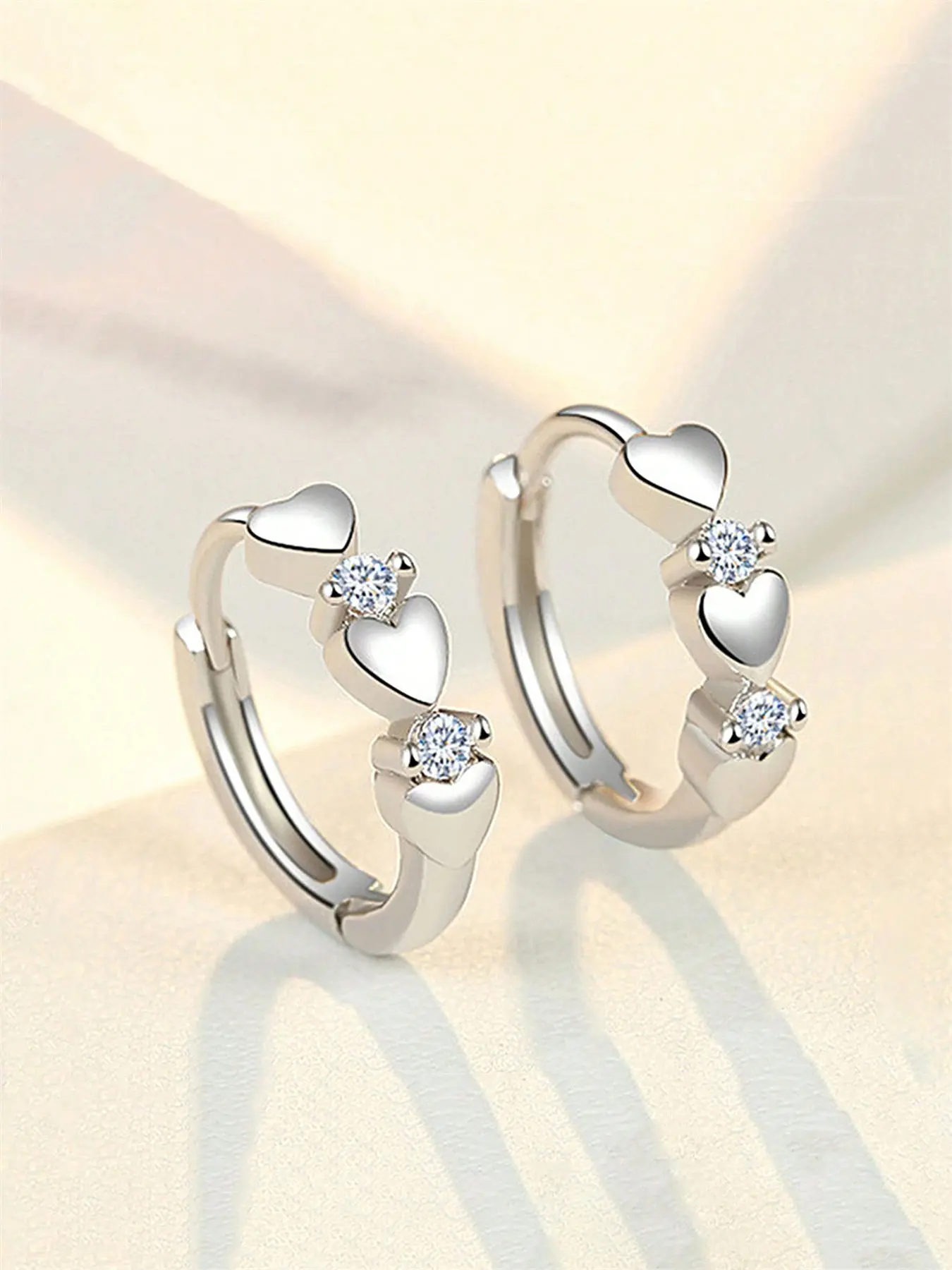 1 Pair Pretty Cubic Zirconia Hoop Shape Earrings For Women For Wedding Engagement Anniversary Party Jewelry Valentine's Day Gift Zirconia Inlaid Heart