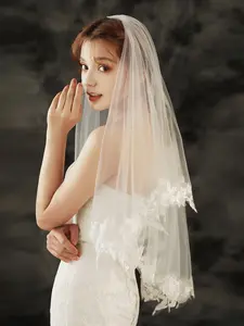 Vintage Mid-Length Lace Bridal Veil, Flowy Tulle Headpiece with Hair Comb, Fashion Bridal Hair Accessory for Weddings and Events, Western Wedding Veil