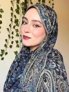 1pc Classic Jacquard Psahmina Hijab, Fashionable Elegant Simple Fresh Chic Casual Women Scarf, Polyester Scarf, Lightweight Headscarf For All Seasons, Suitable For Daily Outfit And Abaya Prayer Winter scarf muslim hijab