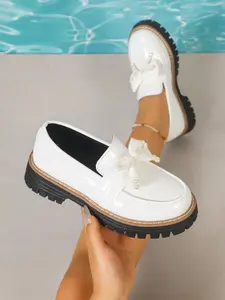 Women's Loafers Flats Shoes Spring Fall 2026 New Style, Dual Row Pearl Embellished Leather Bow Shoes, Casual PVC Sole, Plain Pattern