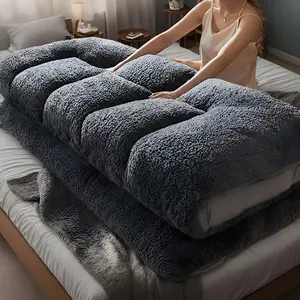 Soft plush flannel mattress topper, foldable breathable bed pad, luxury milk velvet mattress cover for home bedroom