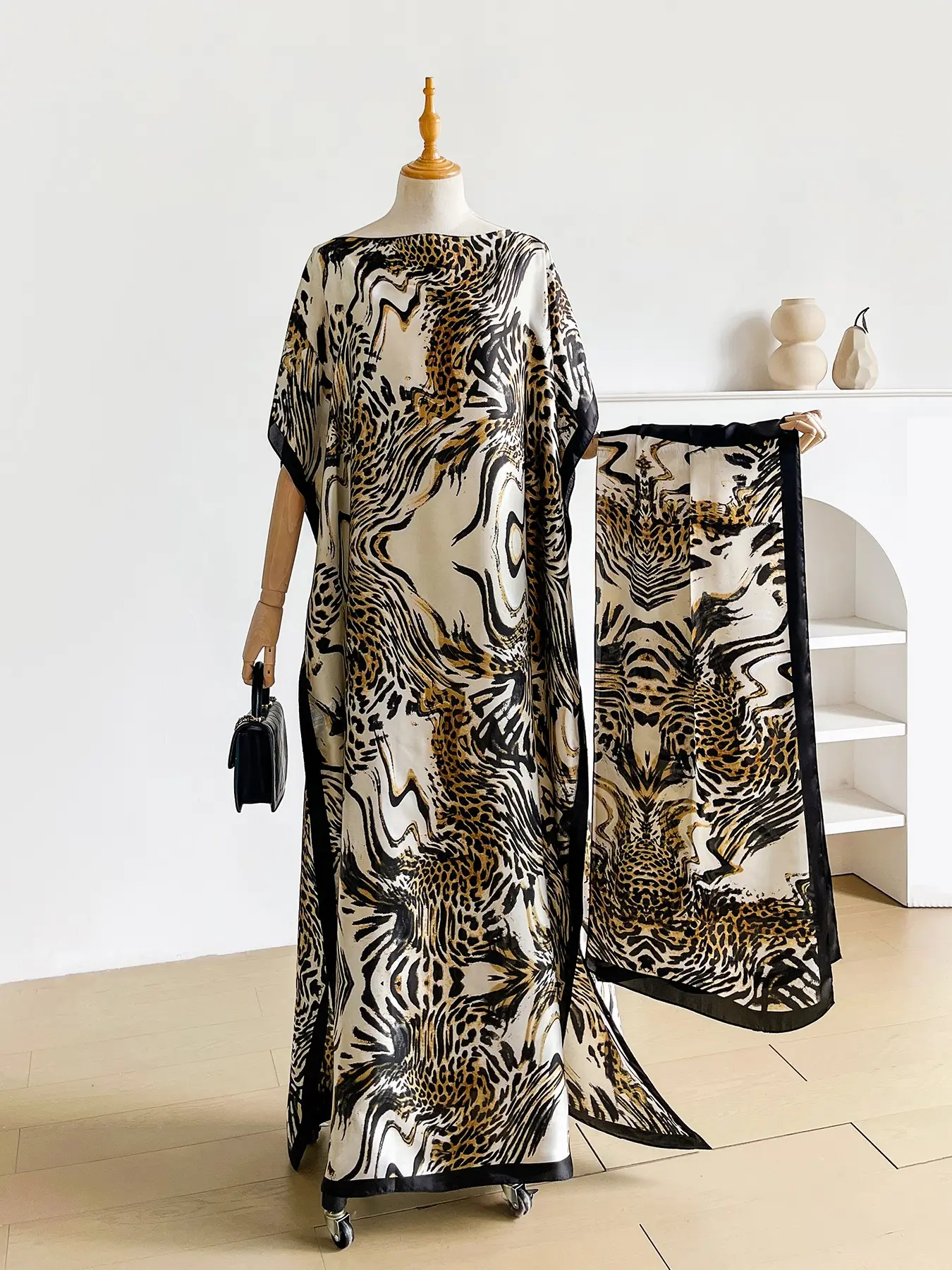 2-Piece Leopard Print Shawl Set, Elegant Fitted Cape and Headscarf, Sun Protection Silk Scarf for Beach, All-Season Fashion Accessory