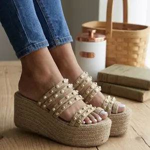 Alexa - Thin foot, Heart Sandals Handmade Platforms of High Quality and Comfort.