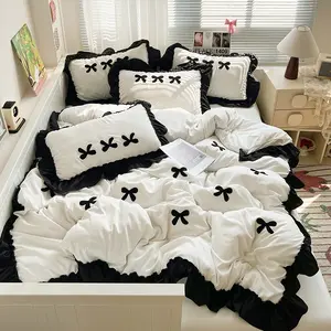 3-Piece Cute Bow Decorative Bedding Set, Includes 1duvet Cover & 2 Pillowcases, Lotus leaf edge ladylike style suitable for girls' rooms. Made of 110g polyester high weight fabric, suitable for all seasons and machine washable