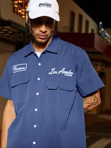 Men's Regular Fit Letter Print Short Sleeve Work Shirt, Casual Pocket Shirt, Casual Fashion Comfy Collared Button Front Top for Summer, Men's Clothes for Daily Wear