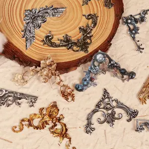 24pieces Vintage Baroque Edging DIY Self-adhesive Scrapbook, Floral Pattern Sticker, Sticker Collage Pack, Perfect for Scrapbooking Supplies,Junk Journal Kits,Crafts,Watercolor Art, Holiday Decorations,Gift Decoration,Handmade Crafts