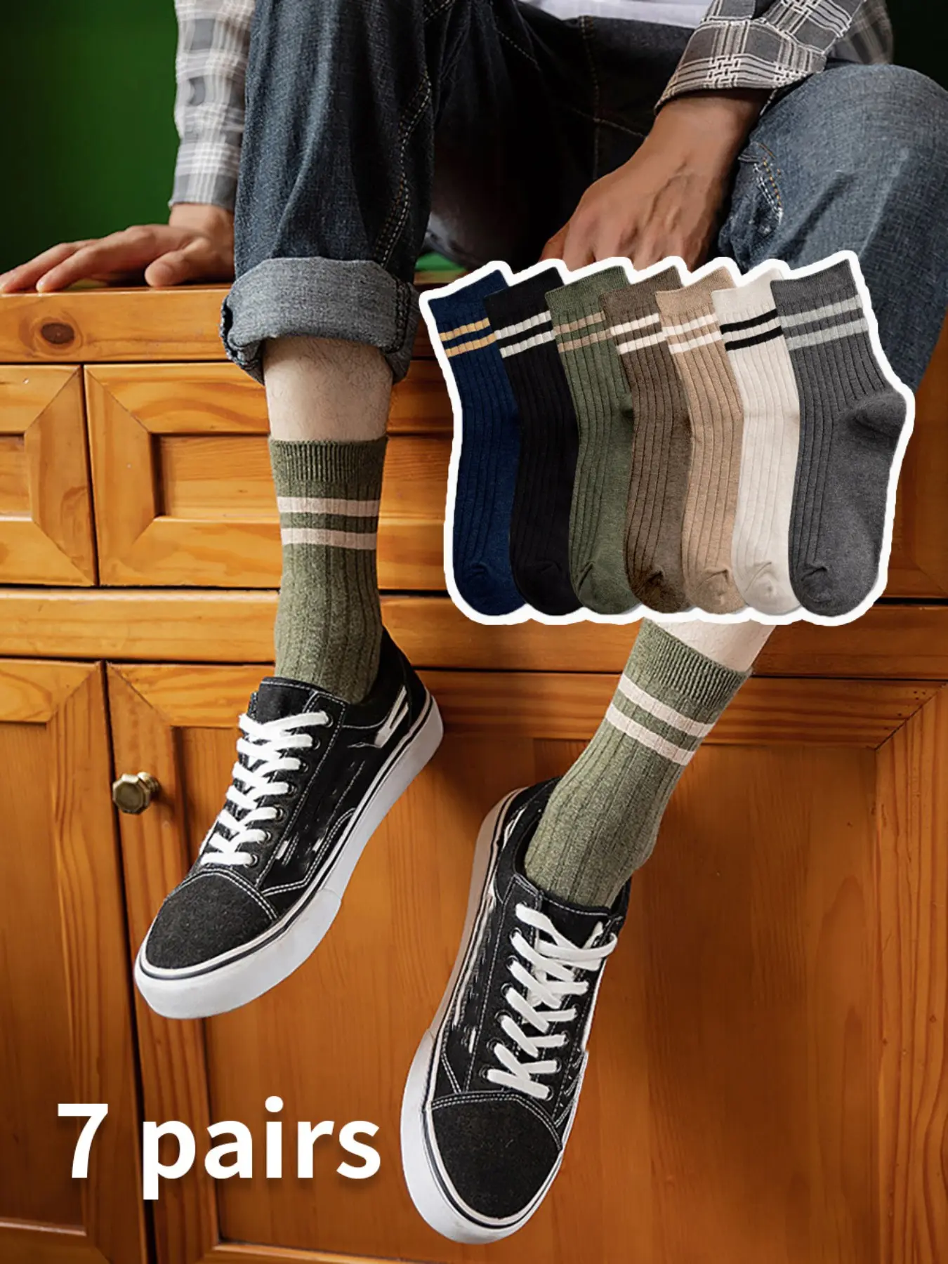 7 pairs of mixed color mid tube sports and leisure socks, Polyester athletic socks, gray mid tube socks, versatile mid tube socks for autumn and winter, one size fits all, can be paired with sports shoes, workwear boots, etc