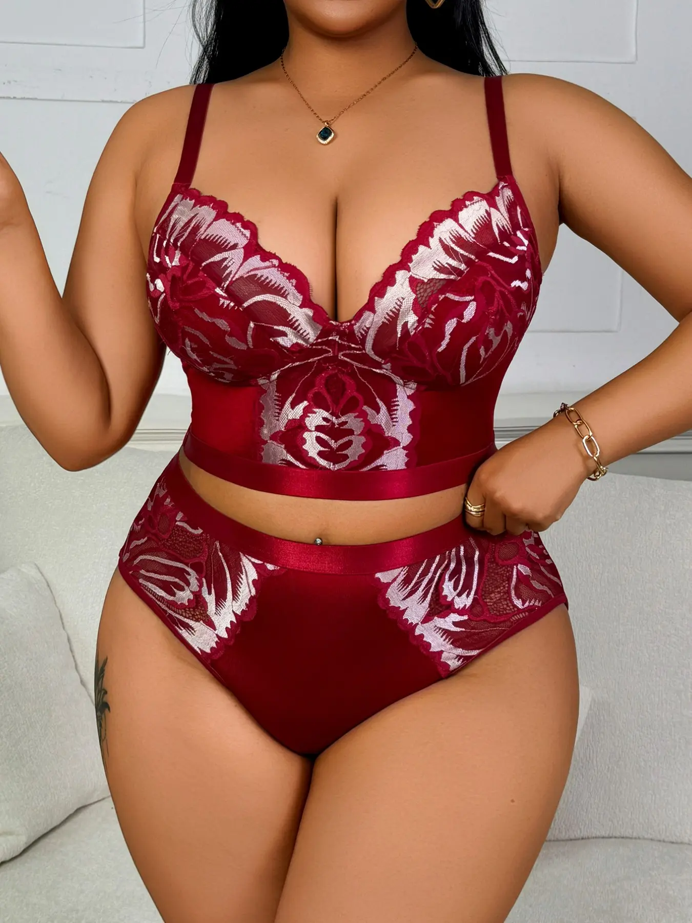 Plus Size Curvy Sexy Lingerie Set Underwear Sets 1XL-4XL - Floral Lace Longline Matching Set, Deep V Backless Support Bralette & High Waist Panty Set