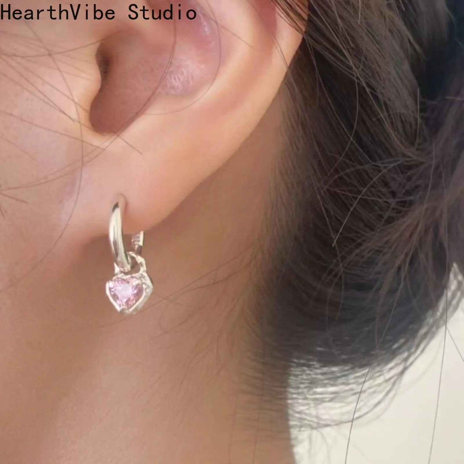 Women's Heart Shaped Stud Earrings - New Korean Fashion Zircon Sparkle Hearts Stylized Earrings, Unisex Jewelry for Wedding, Party, Heart Shaped Earrings