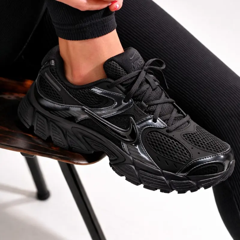 Nike V5 RNR Black Anthracite Women's Fashion Sneaker New